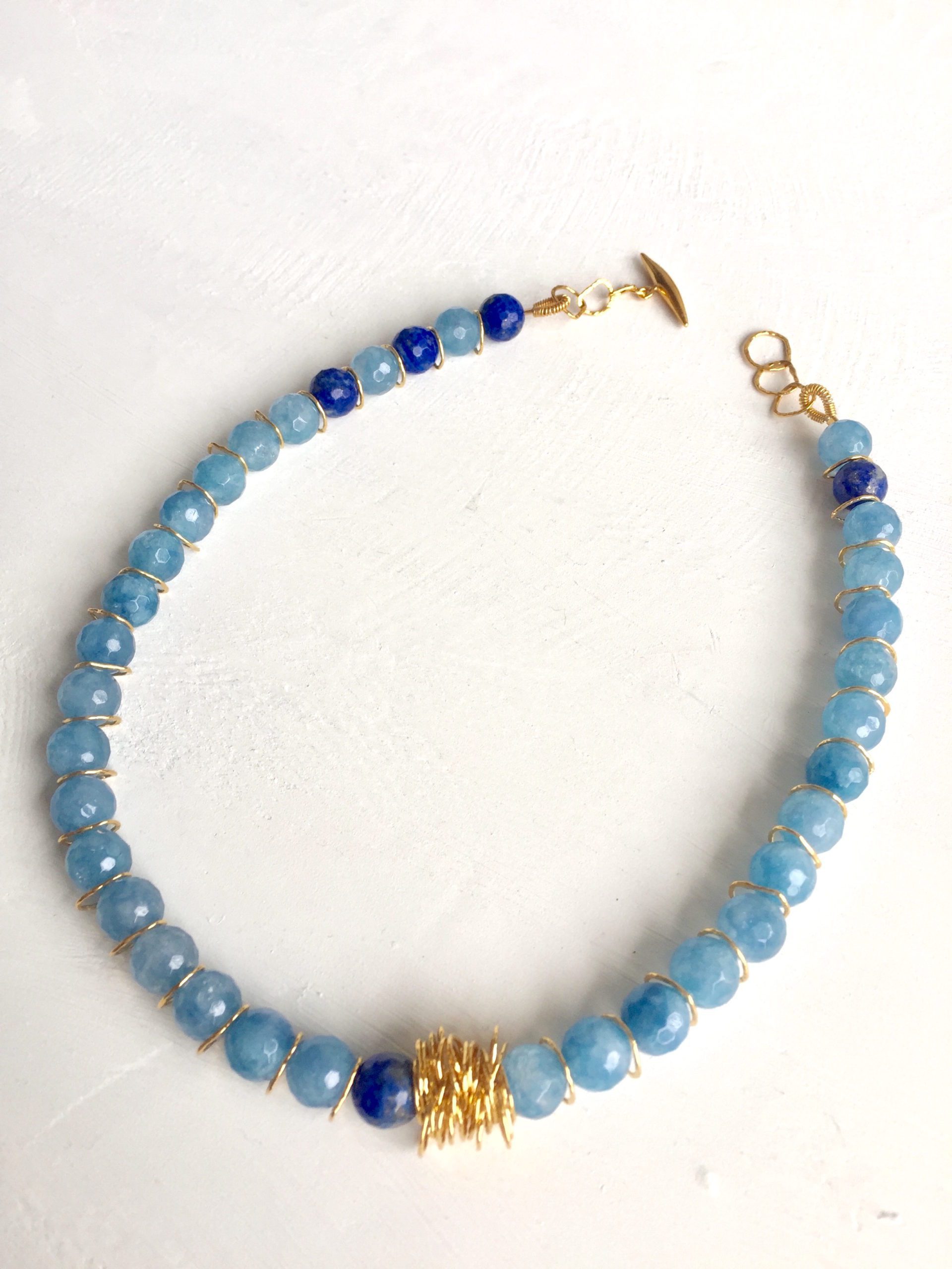 Afiok beaded necklace blue Quartz with Lapis Lazuli details