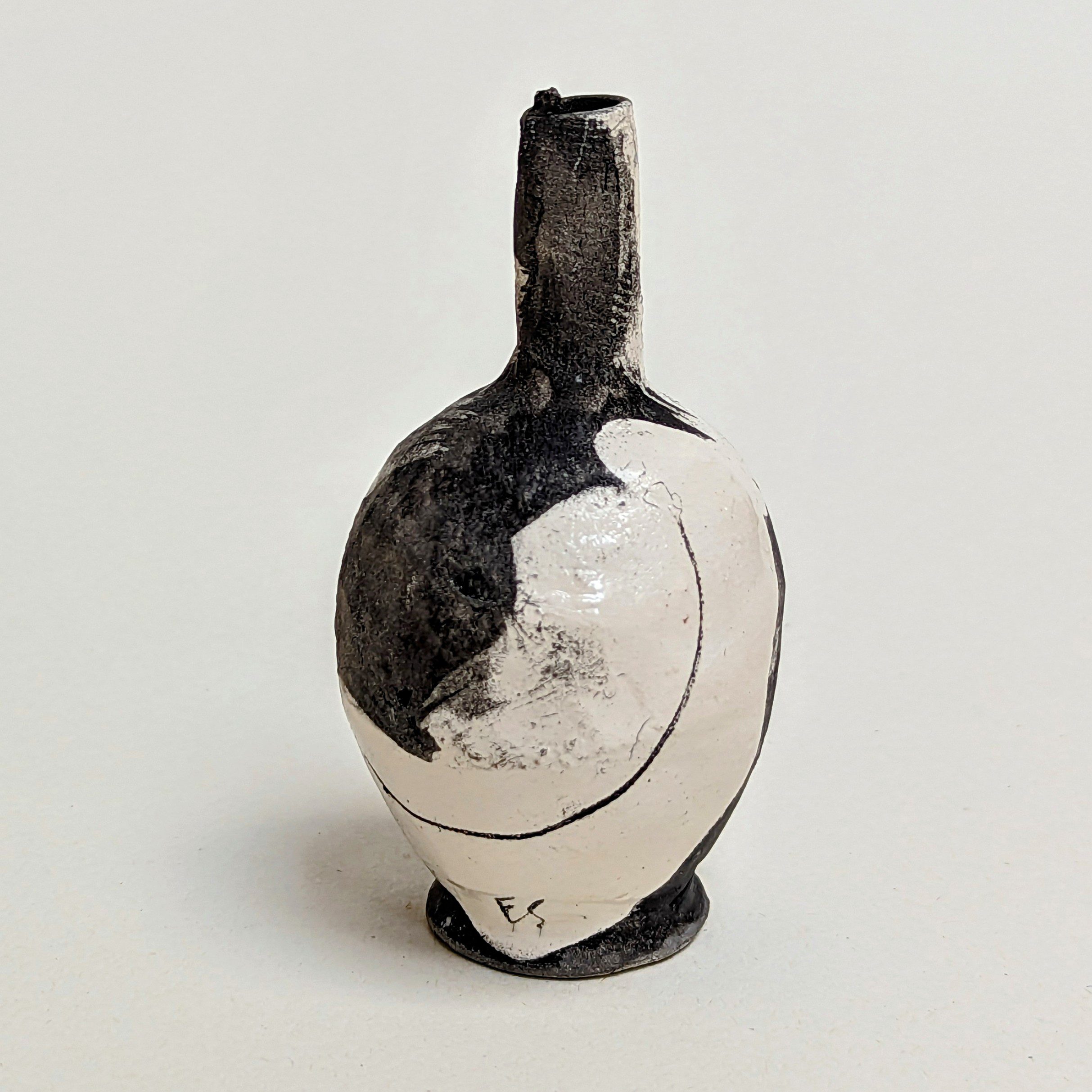 Mini Bud Vase 8 - Black and White